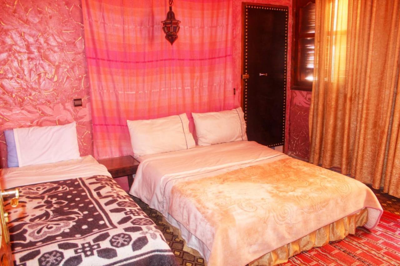 Auberge Et Hotel Les Amis تافراوت المظهر الخارجي الصورة